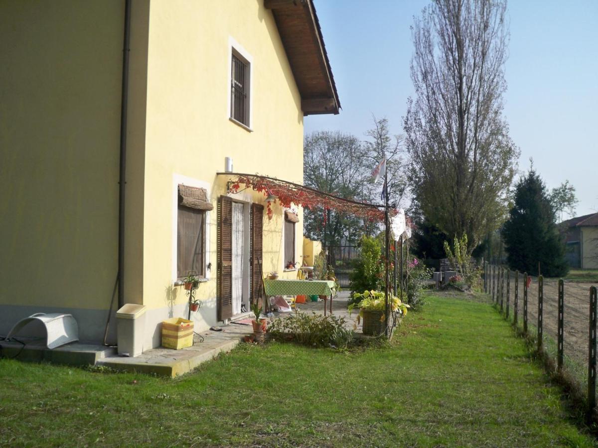 B&B A Casa Di Rosa Caselle Torinese Екстер'єр фото